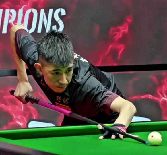 闪光表现不 闪光表现不