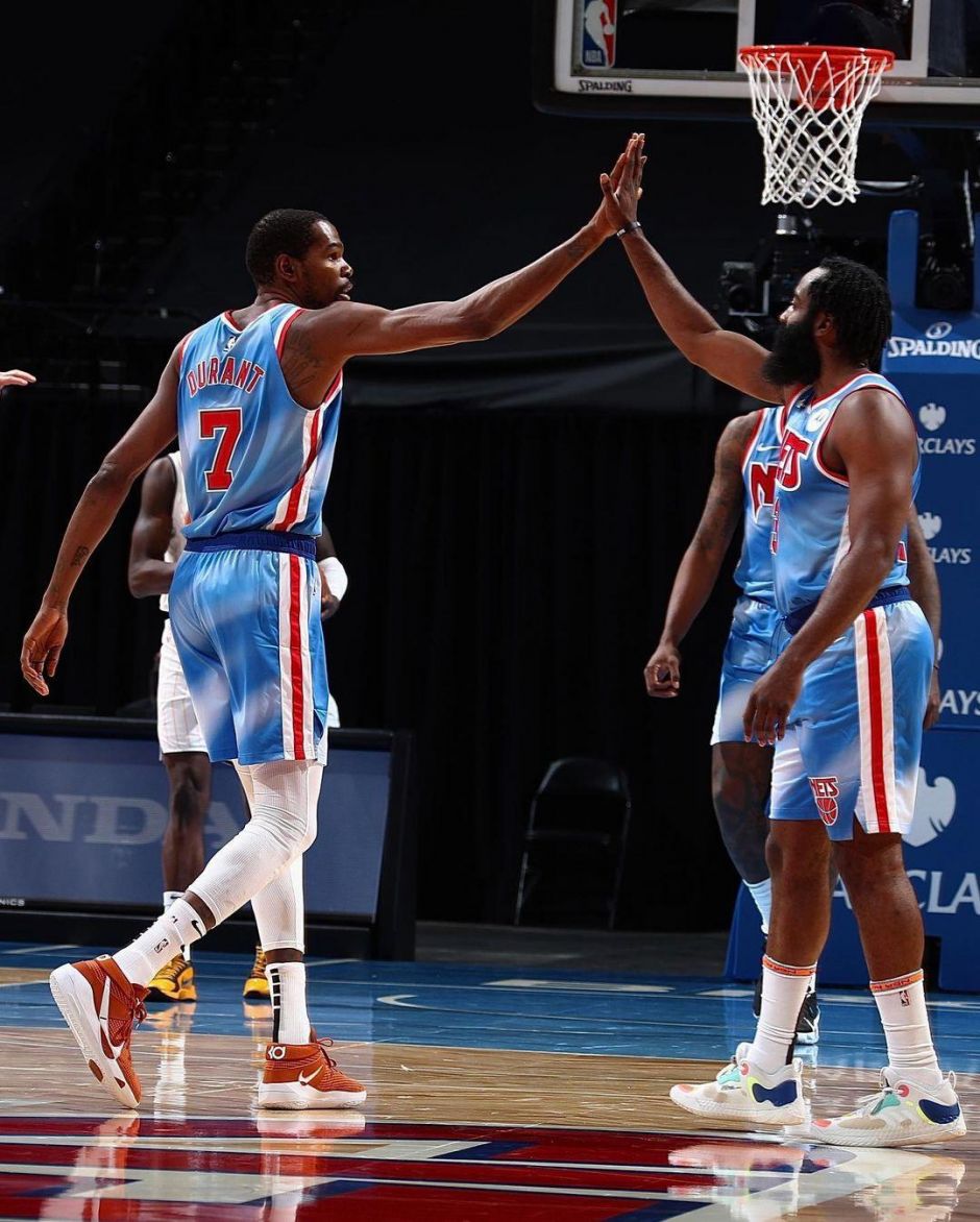 手锁定单一 手锁定单一