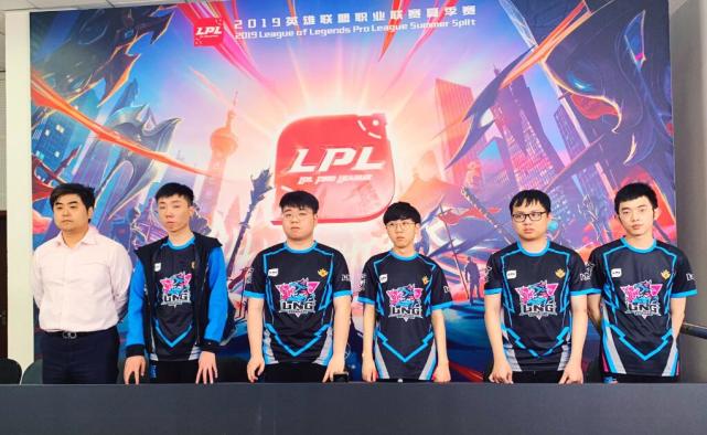 也应以团队 也应以团队